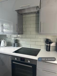 4 bedroom semi-detached house to rent, Market St, Cheltenham, GL50