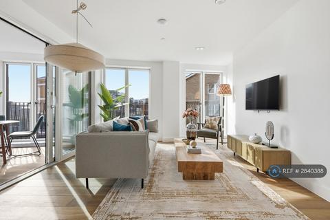 2 bedroom flat to rent, White Horse Road, London, E1