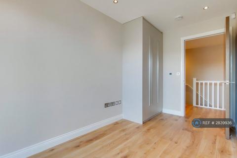undefined, Lyden Court, London, N19