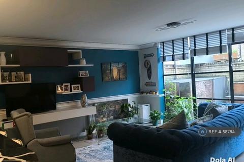 2 bedroom flat to rent, Town Meadow, Brentford, TW8