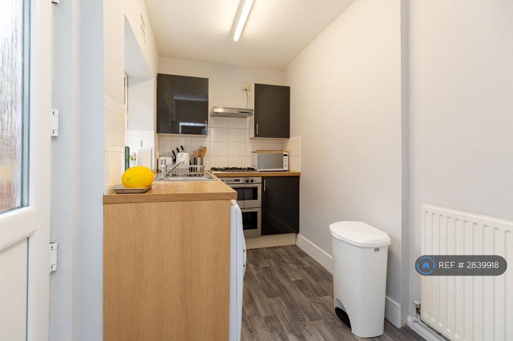 Northamptonservicedapartment Selfcatering Shortlet
