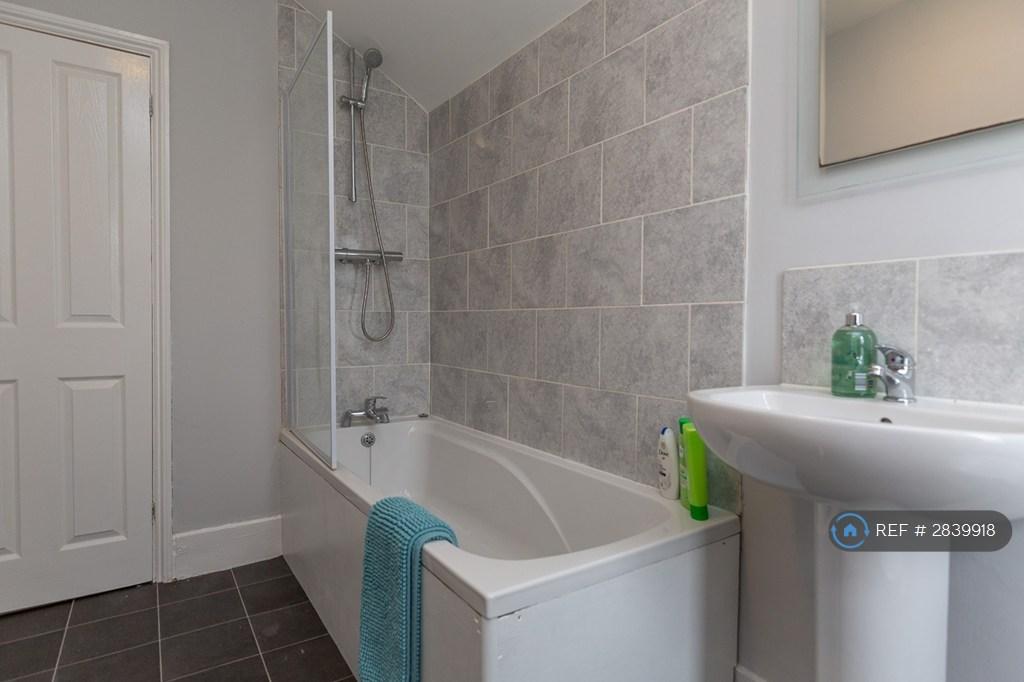 Northamptonservicedapartment Selfcatering Shortlet