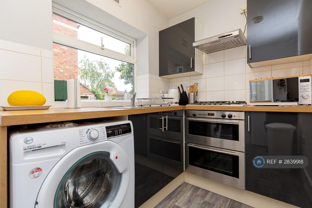 Northamptonservicedapartment Selfcatering Shortlet