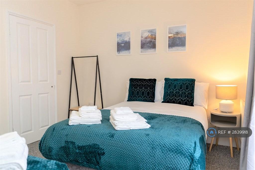 Northamptonservicedapartment Selfcatering Shortlet