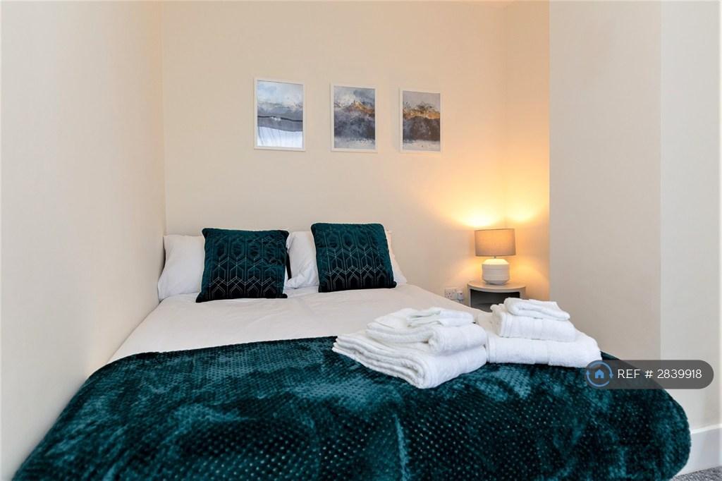 Northamptonservicedapartment Selfcatering Shortlet