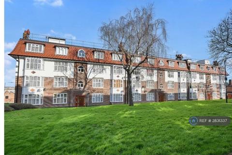2 bedroom flat to rent, Seymour Court, London, NW2
