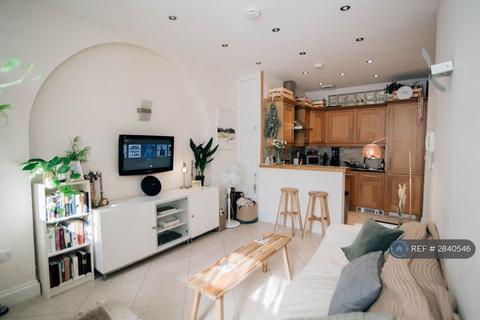 1 bedroom flat to rent, St Lawrence Terrace, London, W10