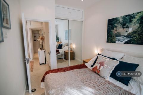 1 bedroom flat to rent, St Lawrence Terrace, London, W10