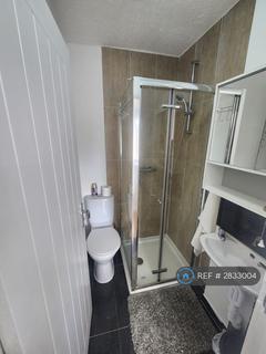 1 bedroom in a house share to rent, Corran Way, South Ockendon, RM15