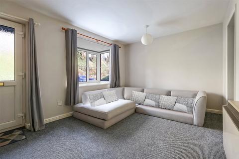 1 bedroom maisonette to rent, Limeway Terrace, Dorking, Surrey, RH4