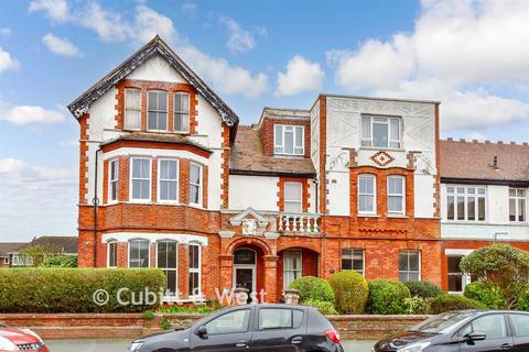 2 bedroom flat for sale, Victoria Drive, Bognor Regis, West Sussex