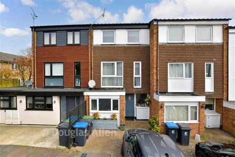 3 bedroom terraced house for sale, Church Close, Loughton, Essex