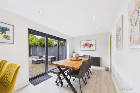 undefined, Longbow Close, Burton-On-Trent DE13