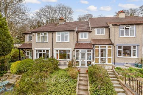 3 bedroom terraced house for sale, Farningham Crescent, Caterham CR3
