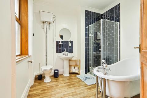 2 bedroom semi-detached house for sale, Wells Road, Guiseley, Leeds