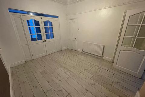 undefined, Elmdale Road, Liverpool, L9