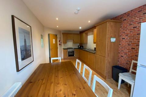 undefined, 6 Milnbank Gardens, ,