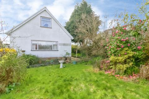 undefined, Wolfe Close, Cowbridge