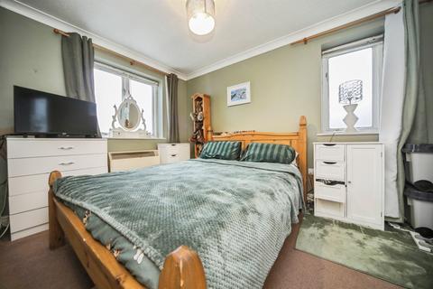 2 bedroom ground floor flat for sale, Gipping Place, Stowmarket