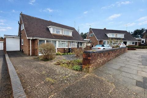 undefined, Wadhurst Avenue, Luton, Bedfordshire, LU3 1UQ