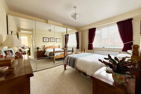 undefined, The Croft, Sundon Park, Luton, Bedfordshire, LU3 3HQ