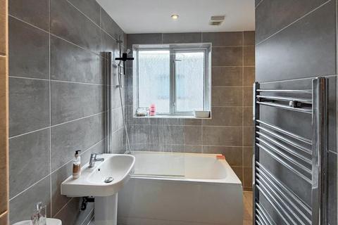 undefined, Selsdon CR2