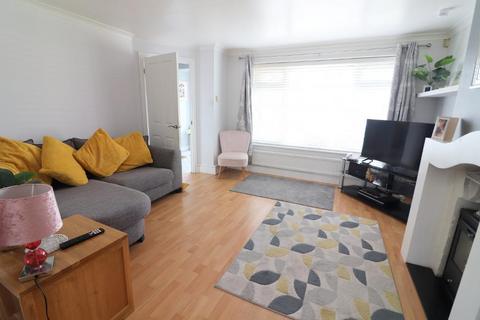 undefined, Luton LU3