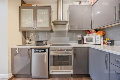 undefined, Wellow Walk, Carshalton, SM5