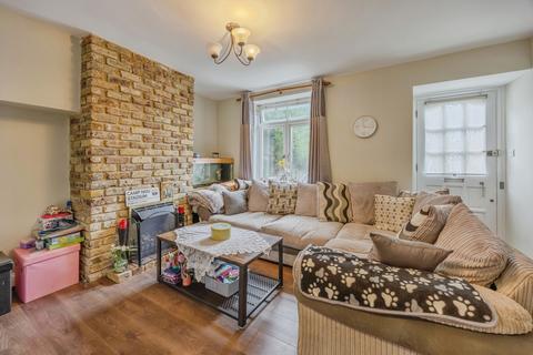 2 bedroom house for sale, Wellow Walk, Carshalton, SM5