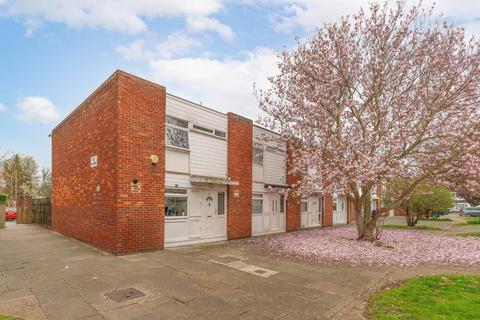 3 bedroom end of terrace house for sale, Brierley Close, South Norwood, London, SE25