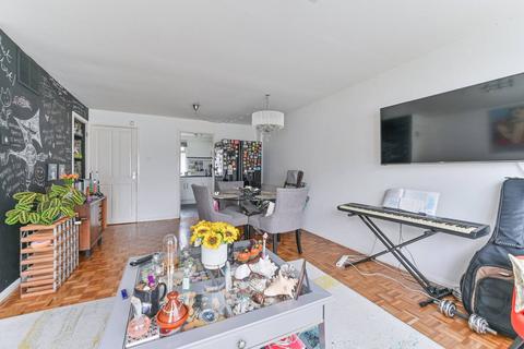 3 bedroom end of terrace house for sale, Brierley Close, South Norwood, London, SE25