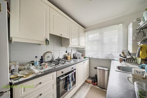 2 bedroom apartment to rent, Edith Court, Croydon, CR0