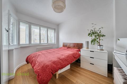 2 bedroom apartment for sale, Haysleigh Gardens, London, SE20