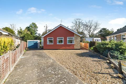 3 bedroom detached bungalow for sale, Elms Close, Earsham, Bungay
