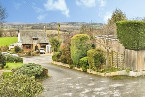 3 bedroom detached house for sale, Fall Lane, Hartshead, Liversedge, WF15