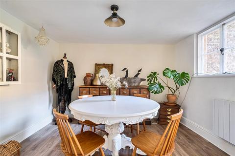 2 bedroom apartment for sale, Upottery, Honiton