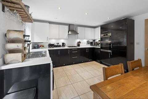 3 bedroom townhouse for sale, Jumelle Mews, High Wycombe, HP13
