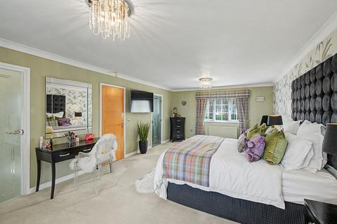 4 bedroom detached house for sale, Reneville Road, Moorgate, Rotherham, S60