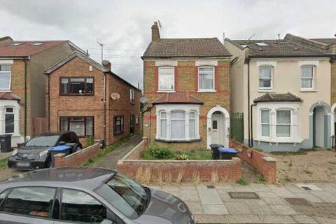 undefined, Park Road, Enfield EN3