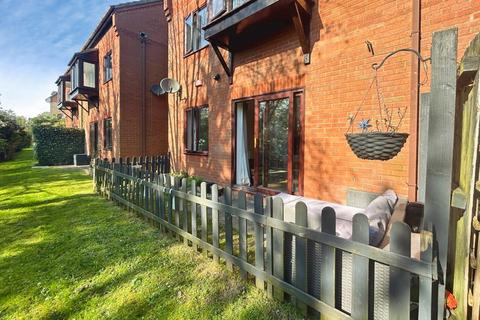 2 bedroom maisonette for sale, Wyatt Close, High Wycombe, Buckinghamshire
