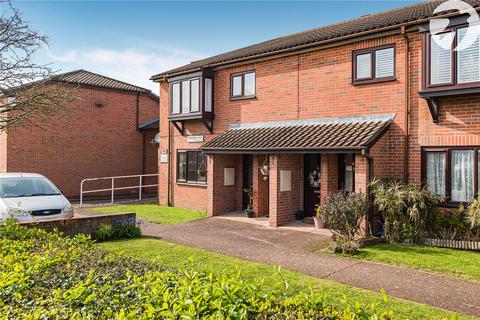 2 bedroom flat for sale, Lunedale Road, Dartford, Kent, DA2