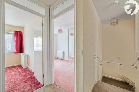 2 bedroom flat for sale, Lunedale Road, Dartford, Kent, DA2