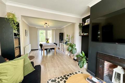 3 bedroom semi-detached house for sale, Stradbroke Drive, Sheffield, S13 8SA