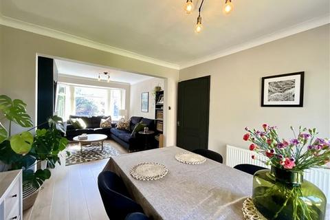 3 bedroom semi-detached house for sale, Stradbroke Drive, Sheffield, S13 8SA