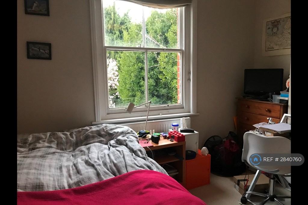 Upstairs Back Bedroom