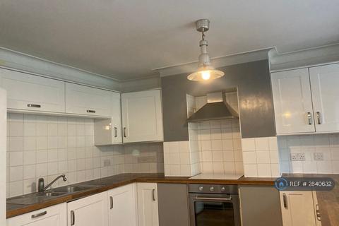 4 bedroom terraced house to rent, Saxon Road, London, SE25
