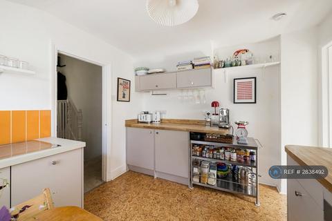 undefined, A, London, E11