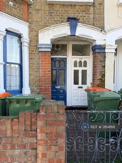 3 bedroom flat to rent, Caulfield Road, London, E6