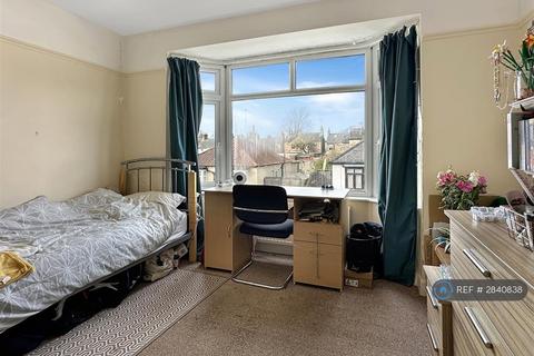 undefined, Harvey Goodwin Avenue, Cambridge, CB4