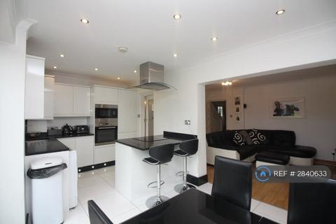 undefined, Kingshill Avenue, Middlesex, UB5